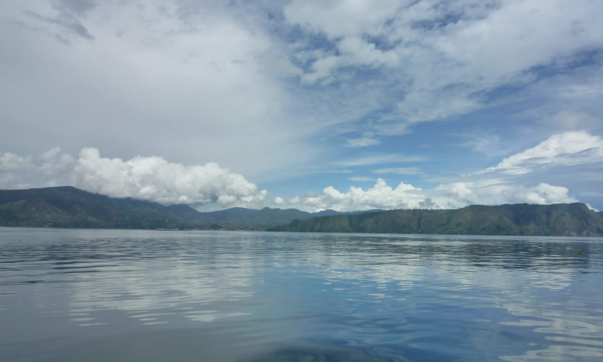 インドネシア スマトラ島のトバ湖