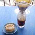 甘栄堂 さんの「福かすが」(つぶあん)とアイスコーヒー